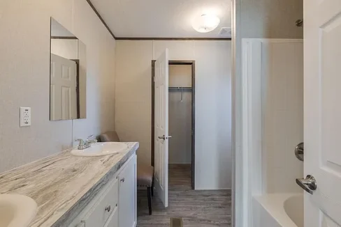 109e59f3ce5441e4770a017c65c6dcf2-cc_ft_576