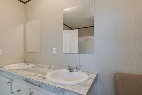 445ffac206c9f2947ef89d0ffe3f6d85-cc_ft_576