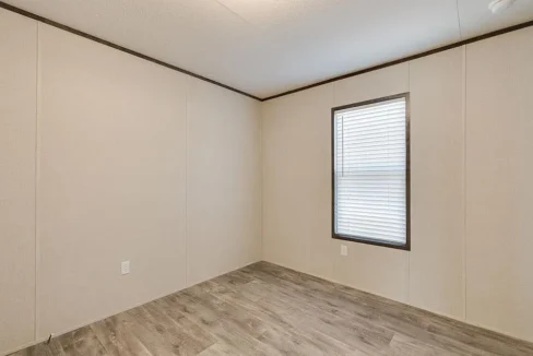 96c6e8b415f6ba64f5266d1cf1c83e69-cc_ft_960