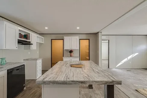 9b3d52b3ac744d478a3a75e73e3085e9-cc_ft_576