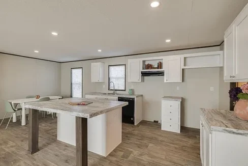 f41652f3f69a7a20e1eaf17641cb12d7-cc_ft_576